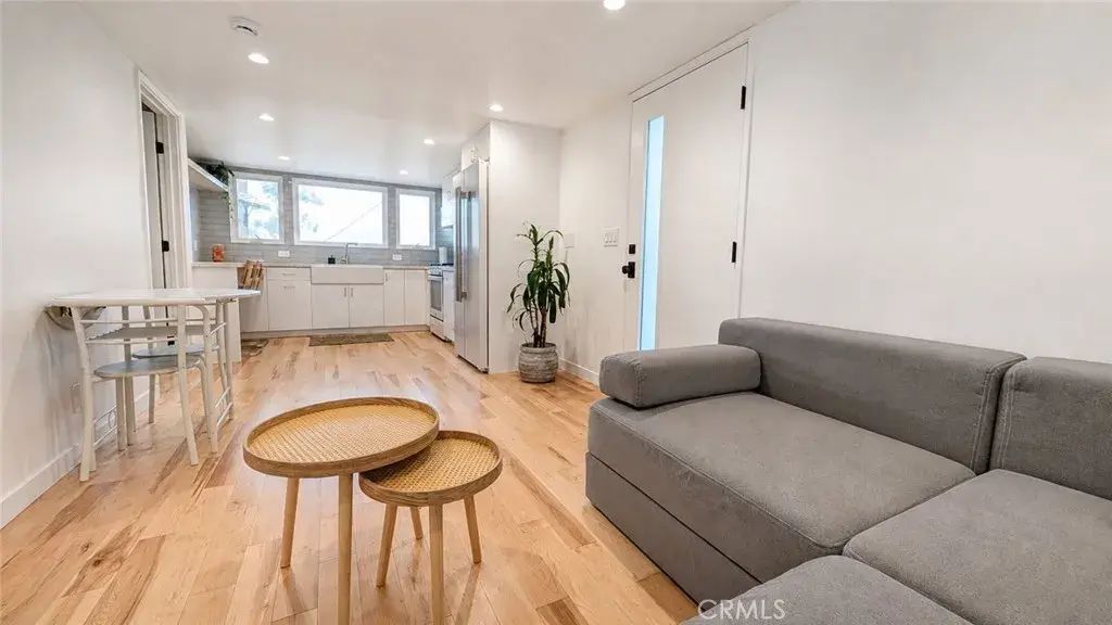 2338 Riverside Drive, Silver Lake