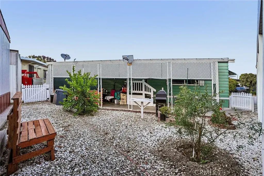 7101 Rosecrans Ave, Paramount