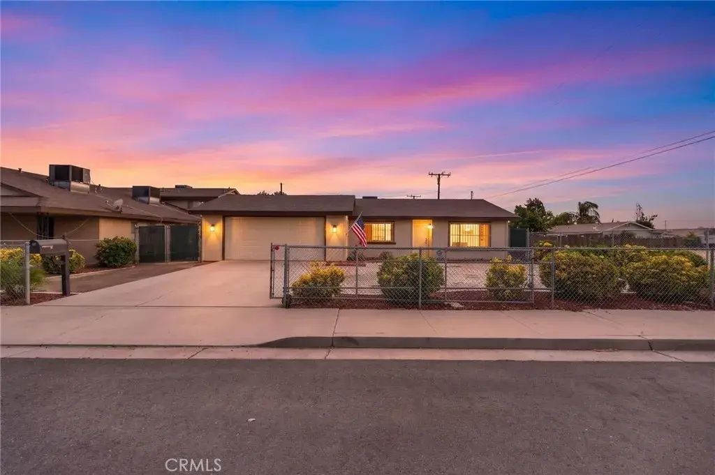 605 Los Tilos, Hemet