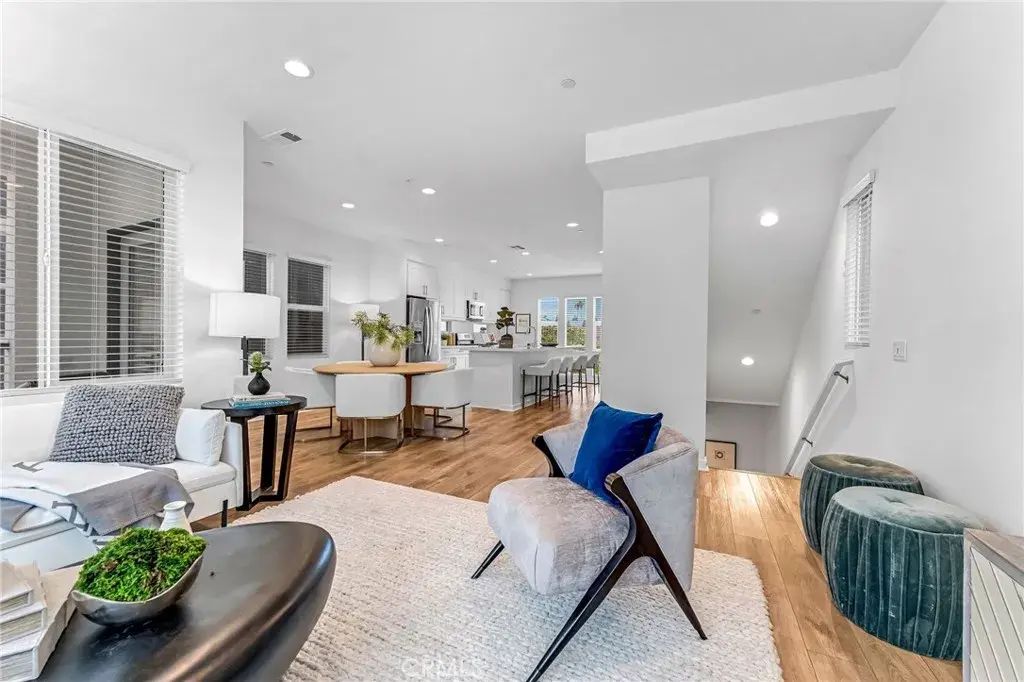520 Caleigh, Costa Mesa