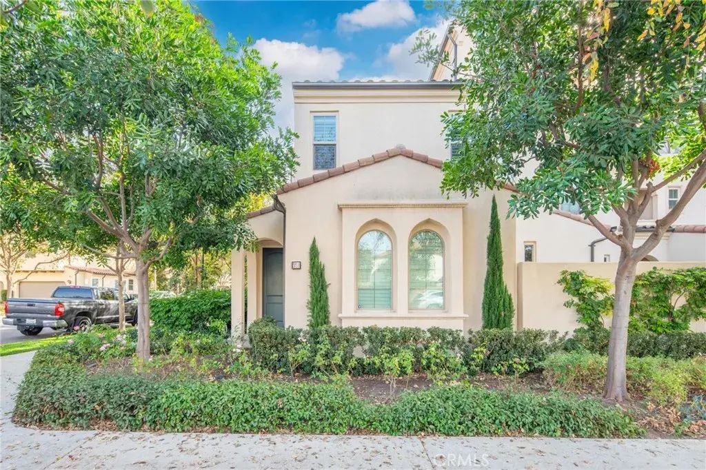 328 Floral View, Irvine