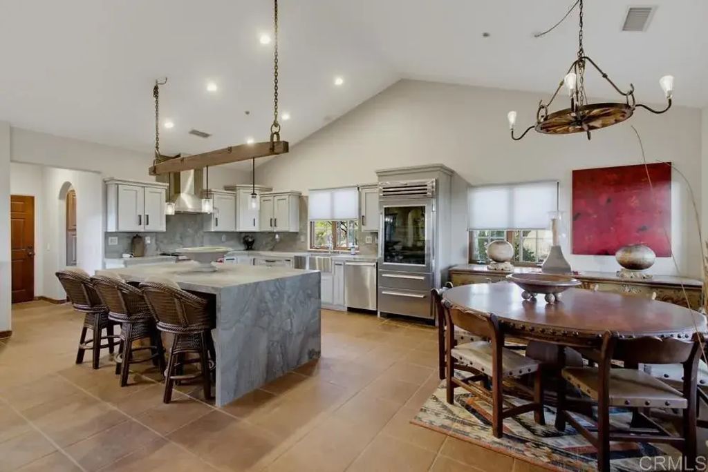 6944 West Lilac, Bonsall