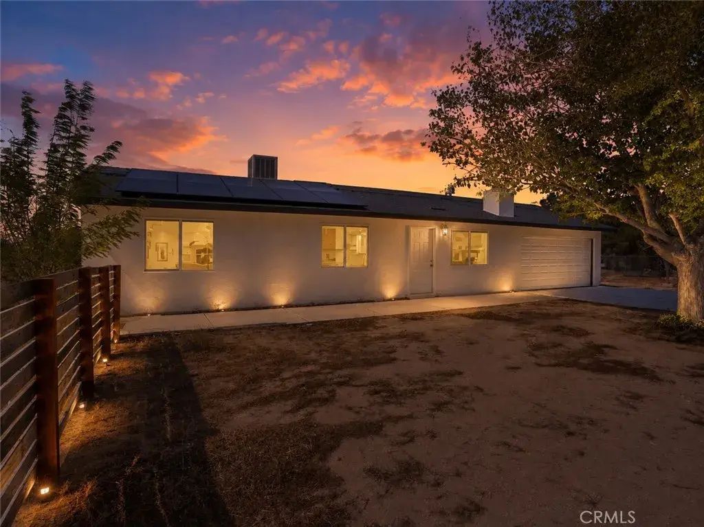 22634 Little Beaver, Apple Valley