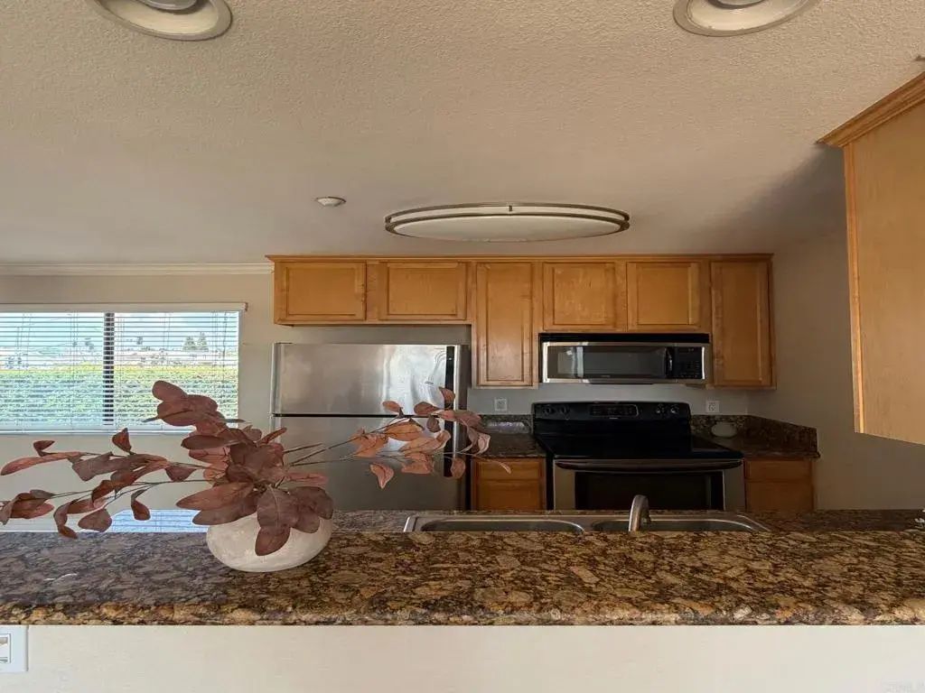 201 Twin Oaks Avenue 2, Chula Vista