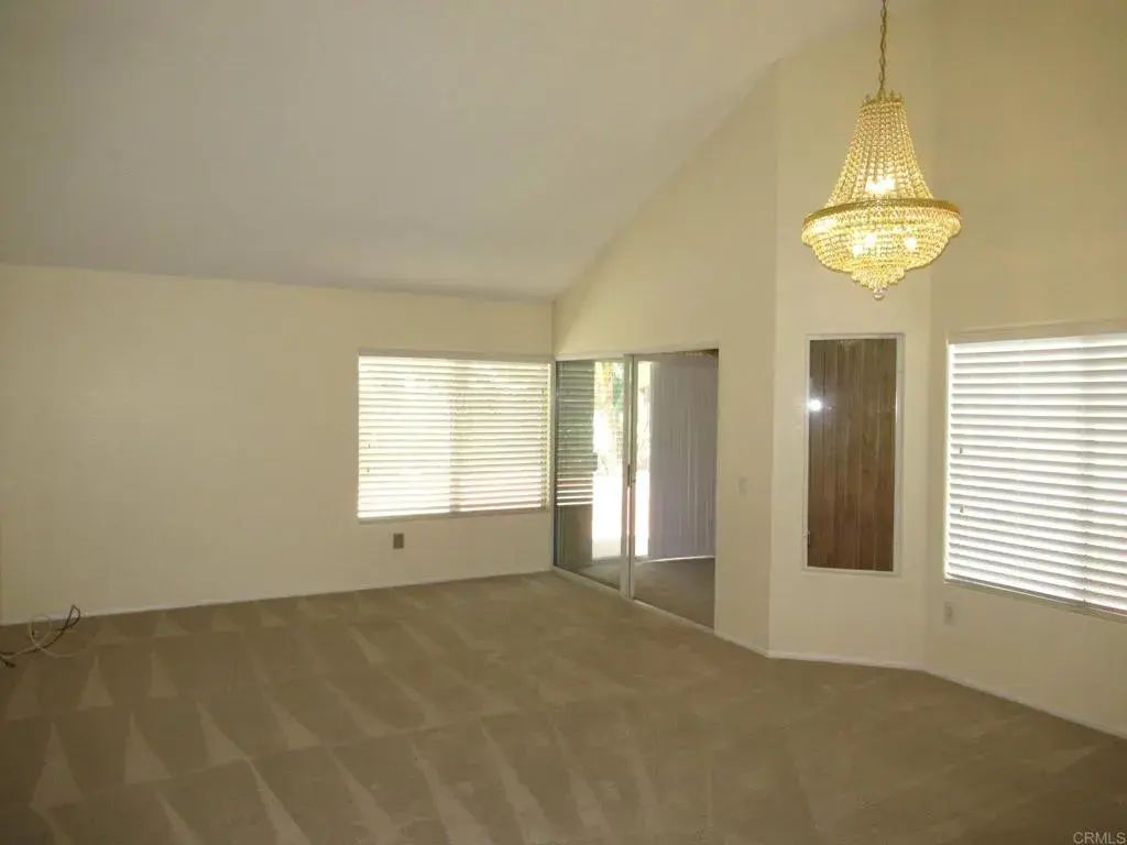 4712 Galicia Way, Oceanside
