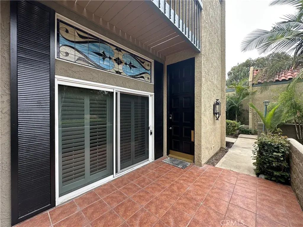 938 Palo Verde Avenue, Long Beach