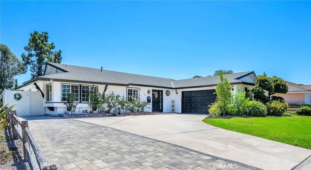 52 Sandra Court, Newbury Park