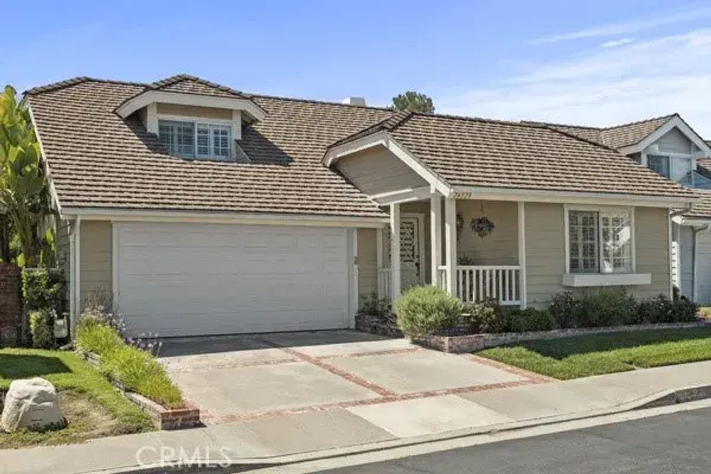 24028 Gamble House Court, Valencia