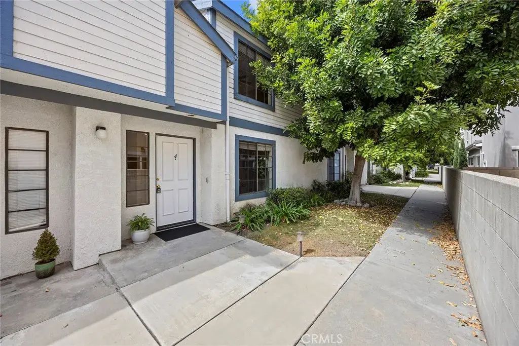 11245 Gladhill Road 4, Whittier