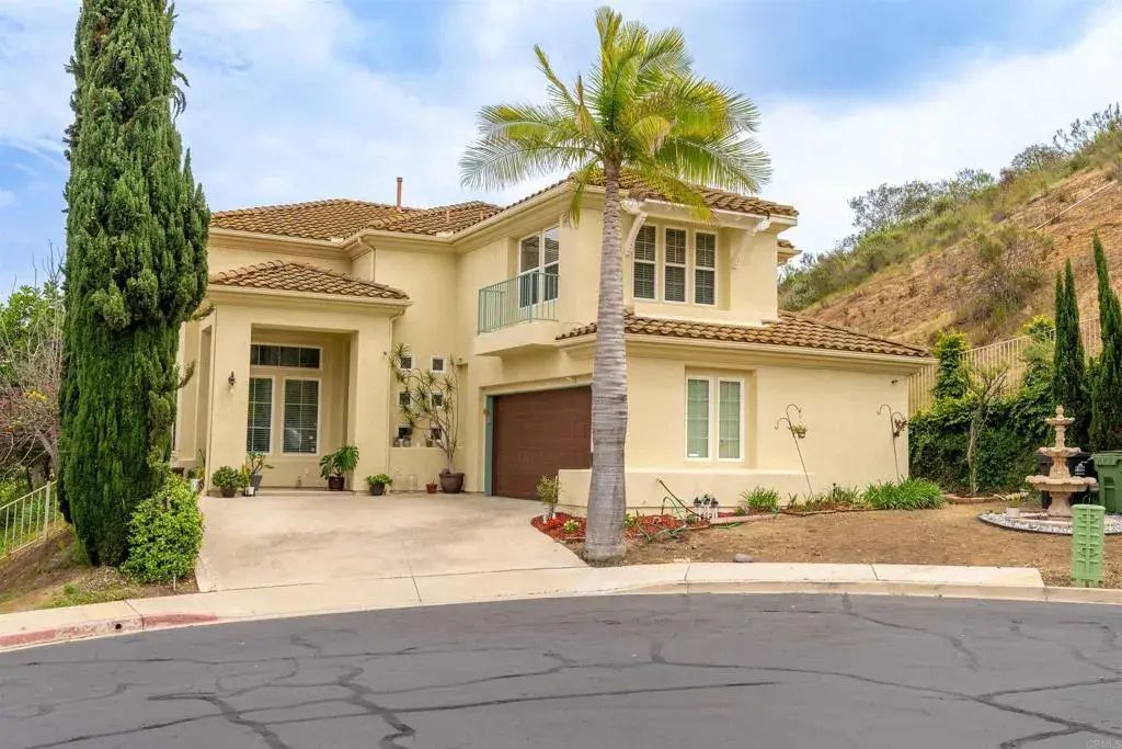 2007 Pleasant Waters Court, Spring Valley