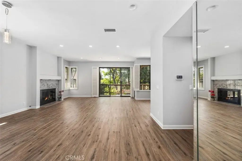 16 Rainbow Ridge 40, Irvine