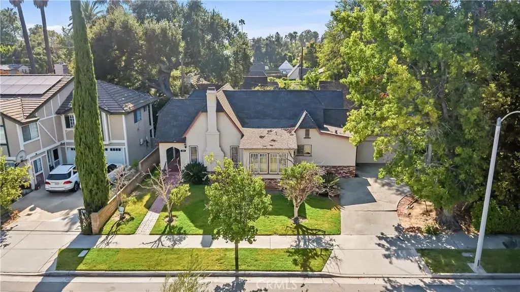 439 S Grand Oaks Ave, Pasadena