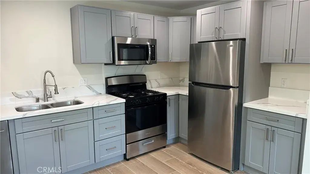 1315 N Kingsley Drive 1/2, Los Angeles