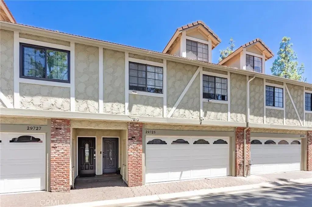 29725 Windsong, Agoura Hills