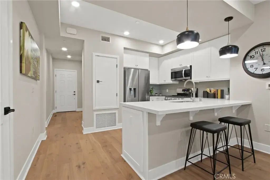 927 Deep Valley Drive 215, Rolling Hills Estates