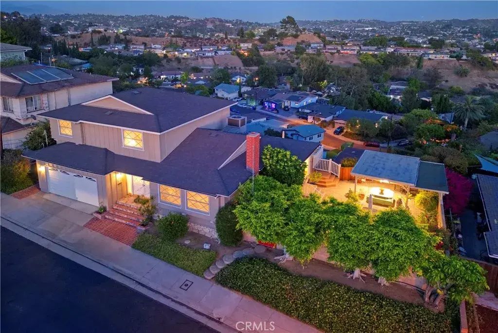 4444 Wawona Street, Los Angeles