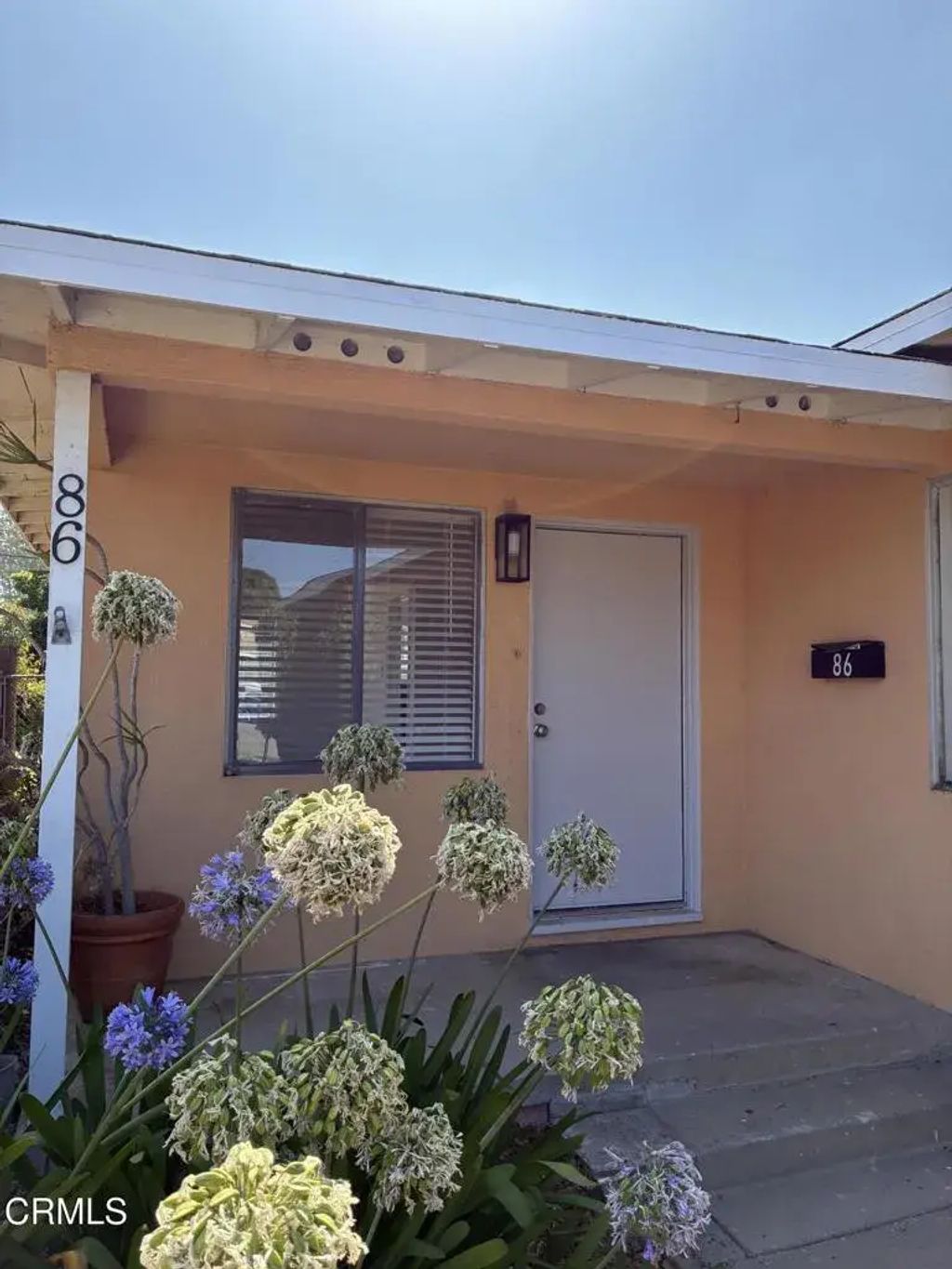 86 College Drive, Ventura