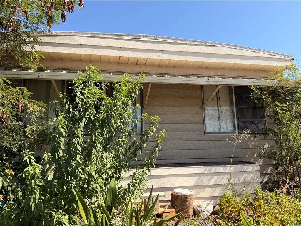 185 N Eucalyptus 89, Rialto