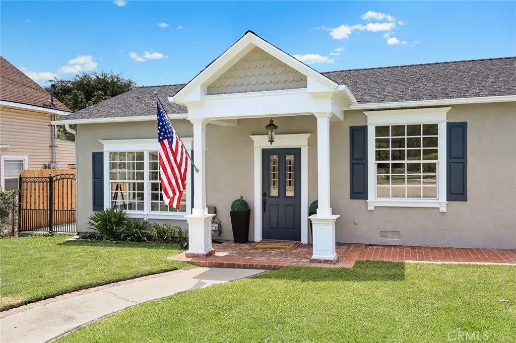 403 S Valley Center Avenue, Glendora