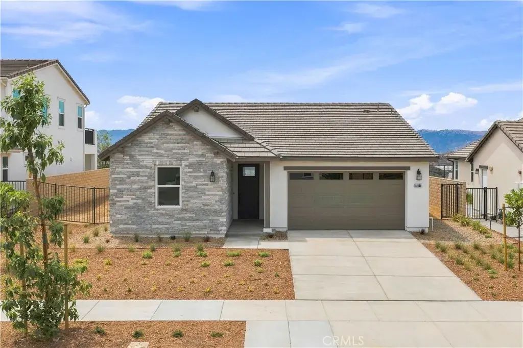 28520 Wildflower Terrace, Castaic