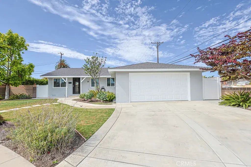 6471 Brown, Huntington Beach