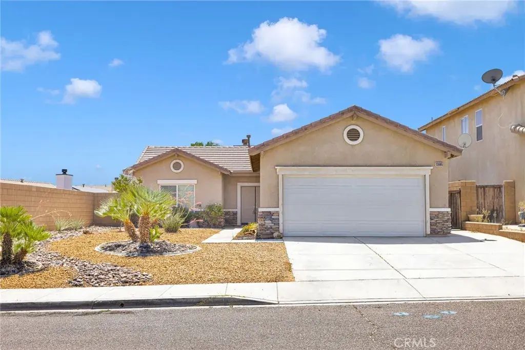 13085 Camden, Victorville