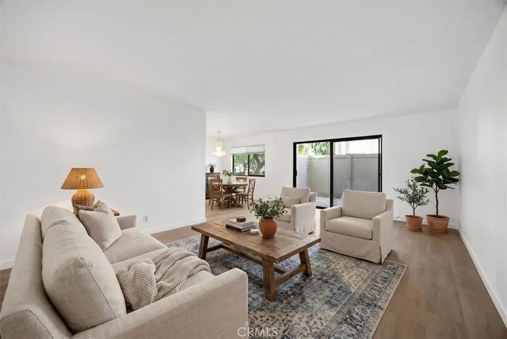 13205 Avenida Santa Tecla B, La Mirada