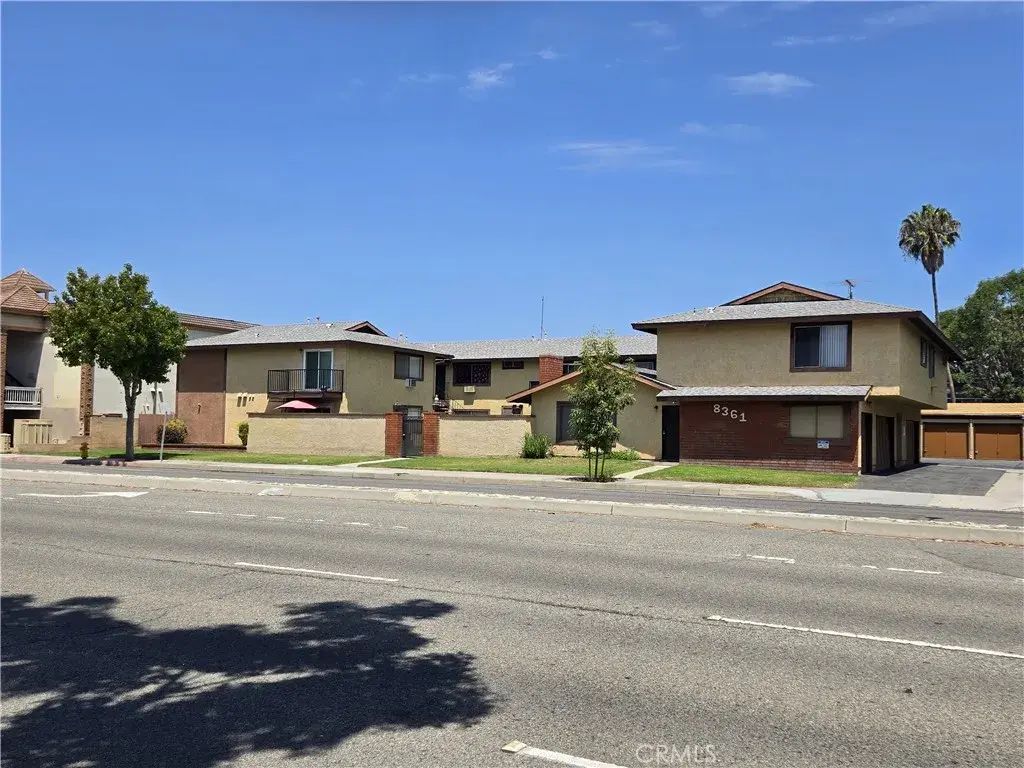 8361 Garden Grove Boulevard 3, Garden Grove