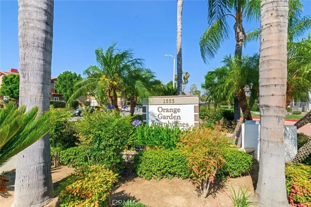 1555 Orange Avenue 404, Redlands