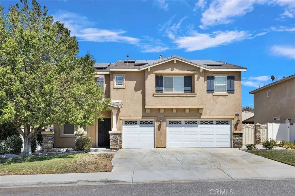 13535 Bentley St, Victorville