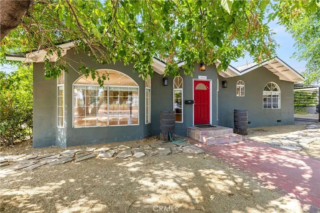18600 Gilmore Street, Reseda