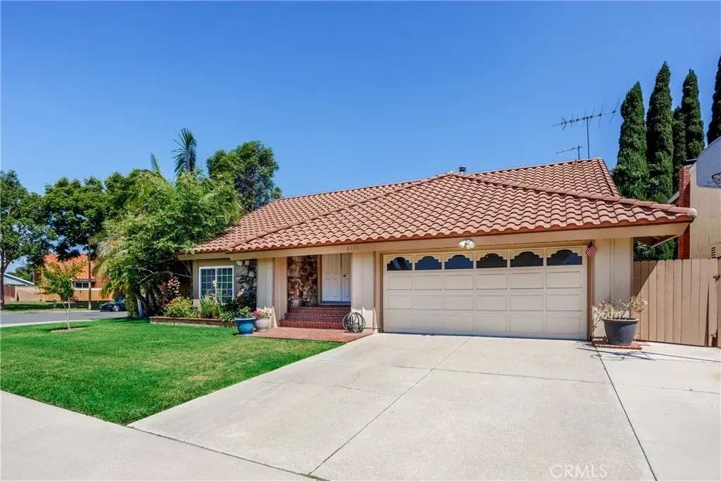 6111 E Calle Pantano, Anaheim