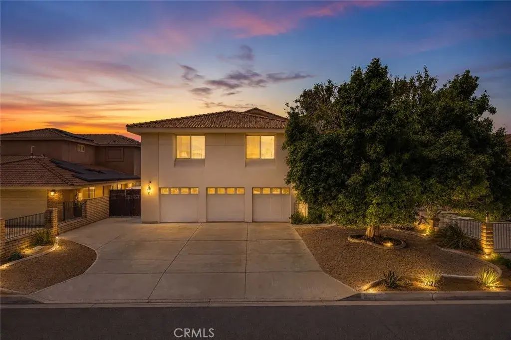 18163 Pier, Victorville