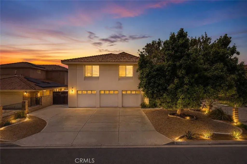 18163 Pier, Victorville