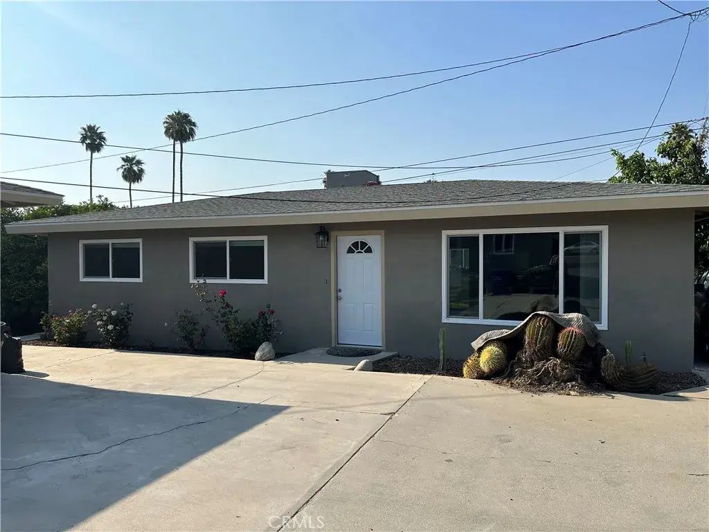 24450 University Avenue, Loma Linda