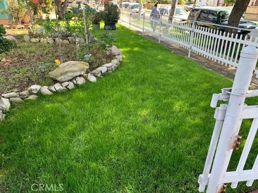 3209 W 110th Street #b, Inglewood
