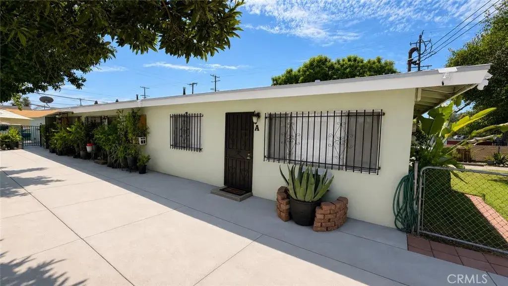 540 E 7th, Pomona