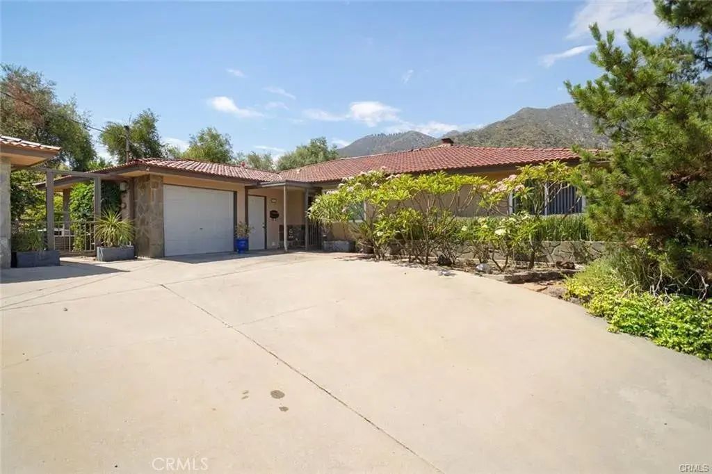 3715 Don Benito Court, Pasadena