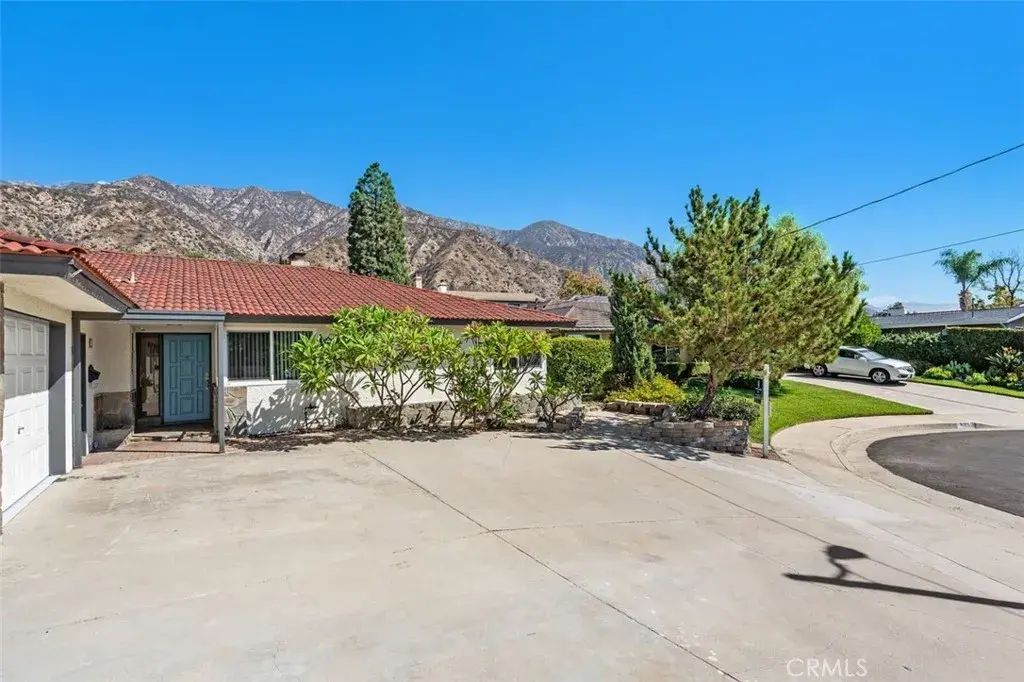 3715 Don Benito Court, Pasadena