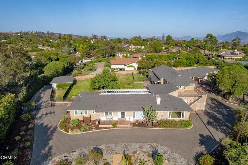 320 Valley Vista Drive, Camarillo