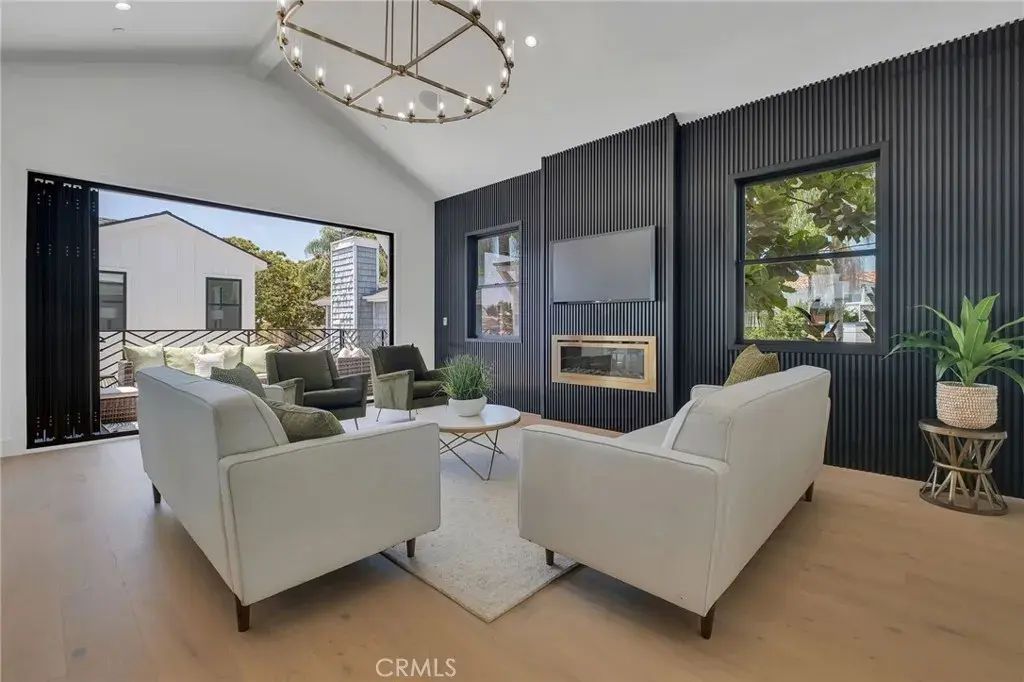 520 N Lucia B, Redondo Beach