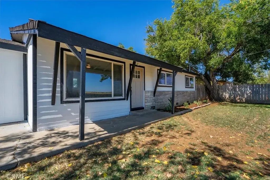 21618 Sacramento, Red Bluff