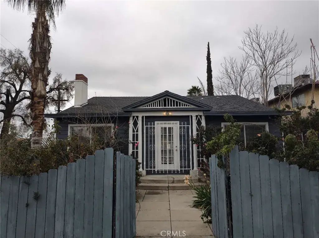 1618 Baker St, Bakersfield