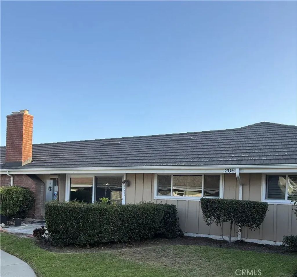 22639 Nadine, Torrance