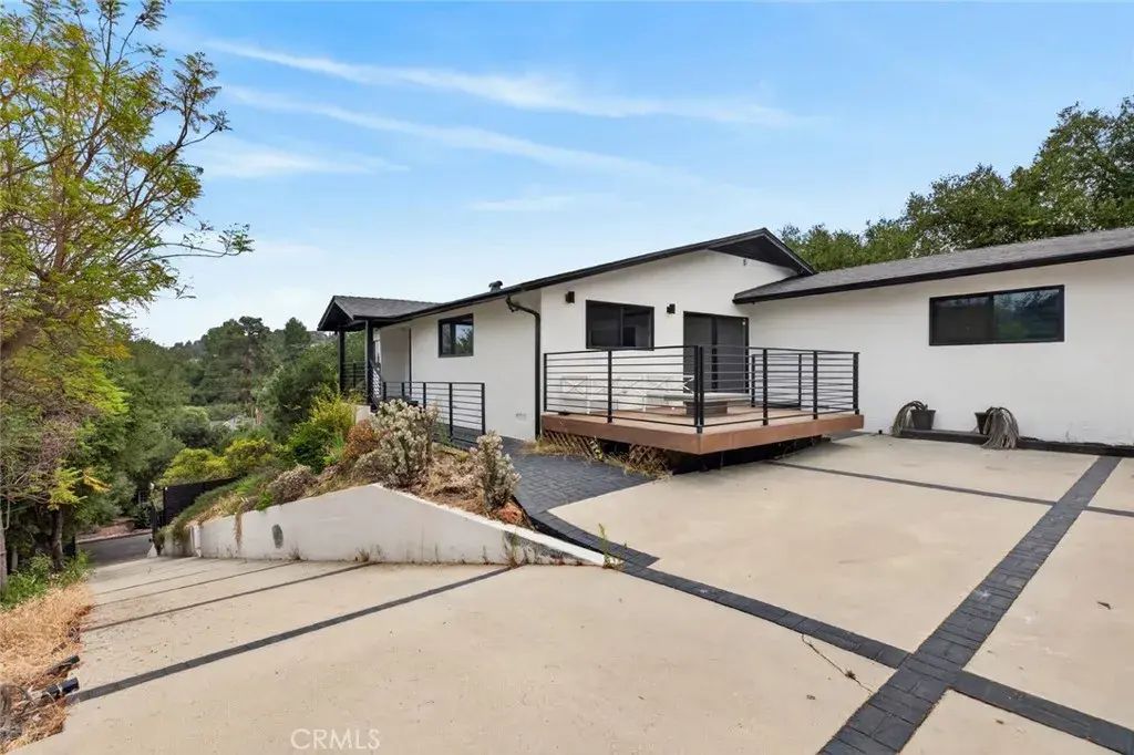 1433 El Rito, Glendale