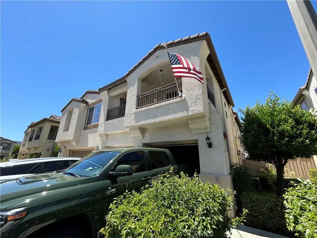 41696 Woodridge Avenue 2, Murrieta