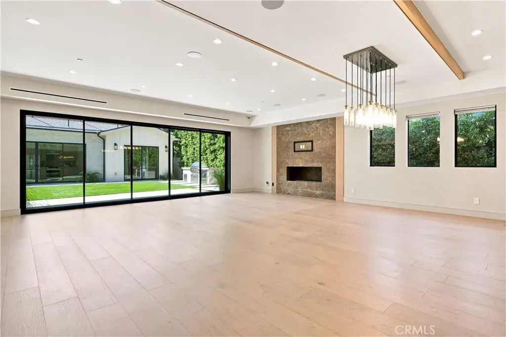 13944 Valleyheart Drive, Sherman Oaks