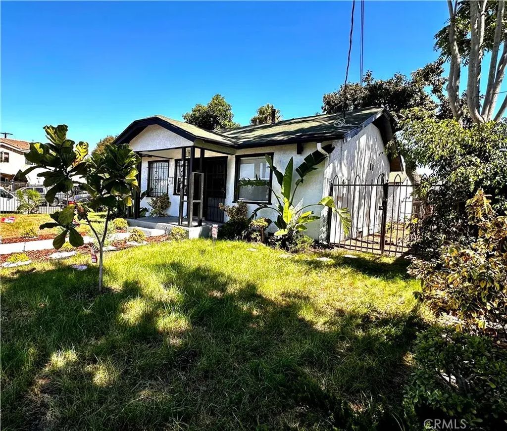 11200 Stanford, Los Angeles