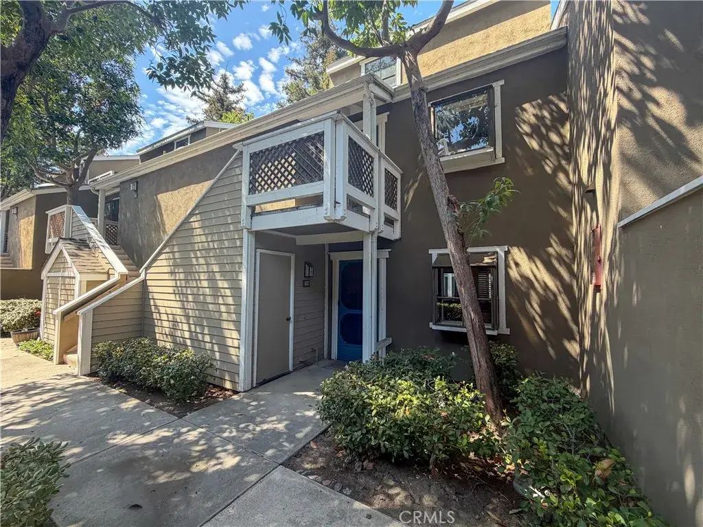 700 E Lake 67, Orange