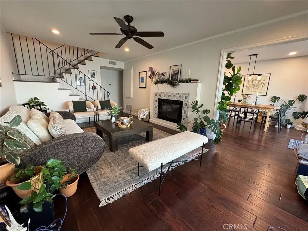 1673 E Avenida De Las Flores, Thousand Oaks